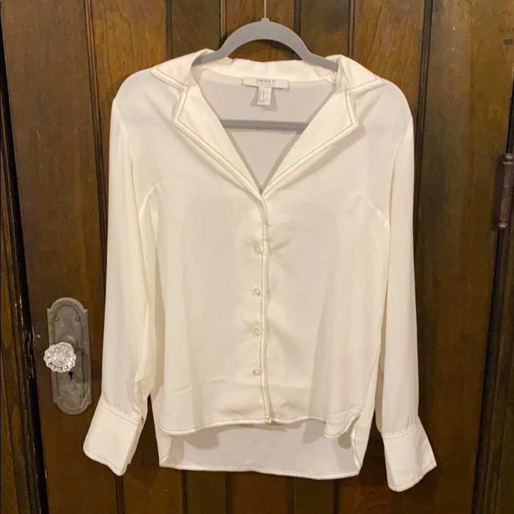 Forever 21 White Button Down Women’s Small